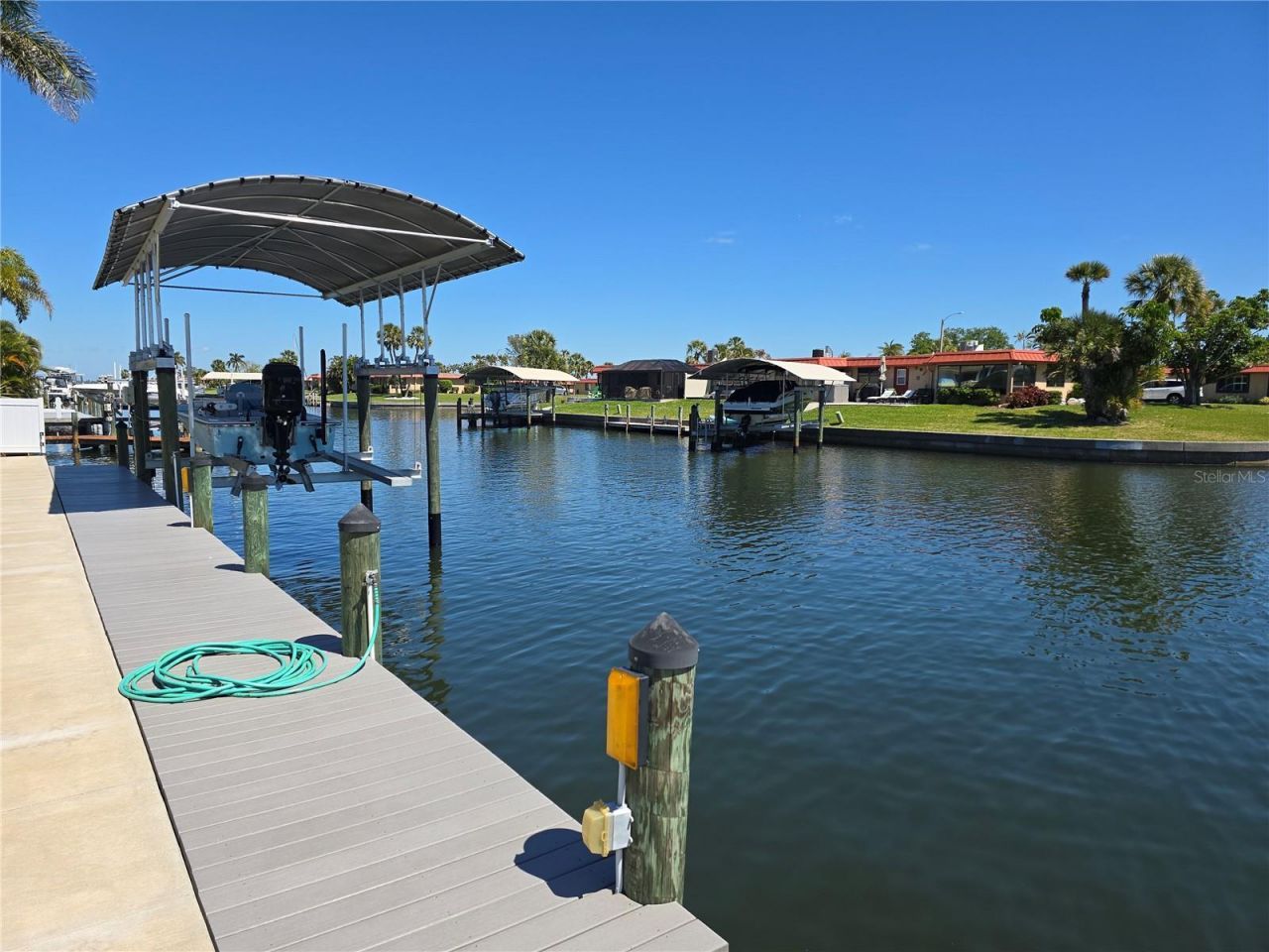 4007 Royal Palm Drive , Bradenton, FL 34210 Photo