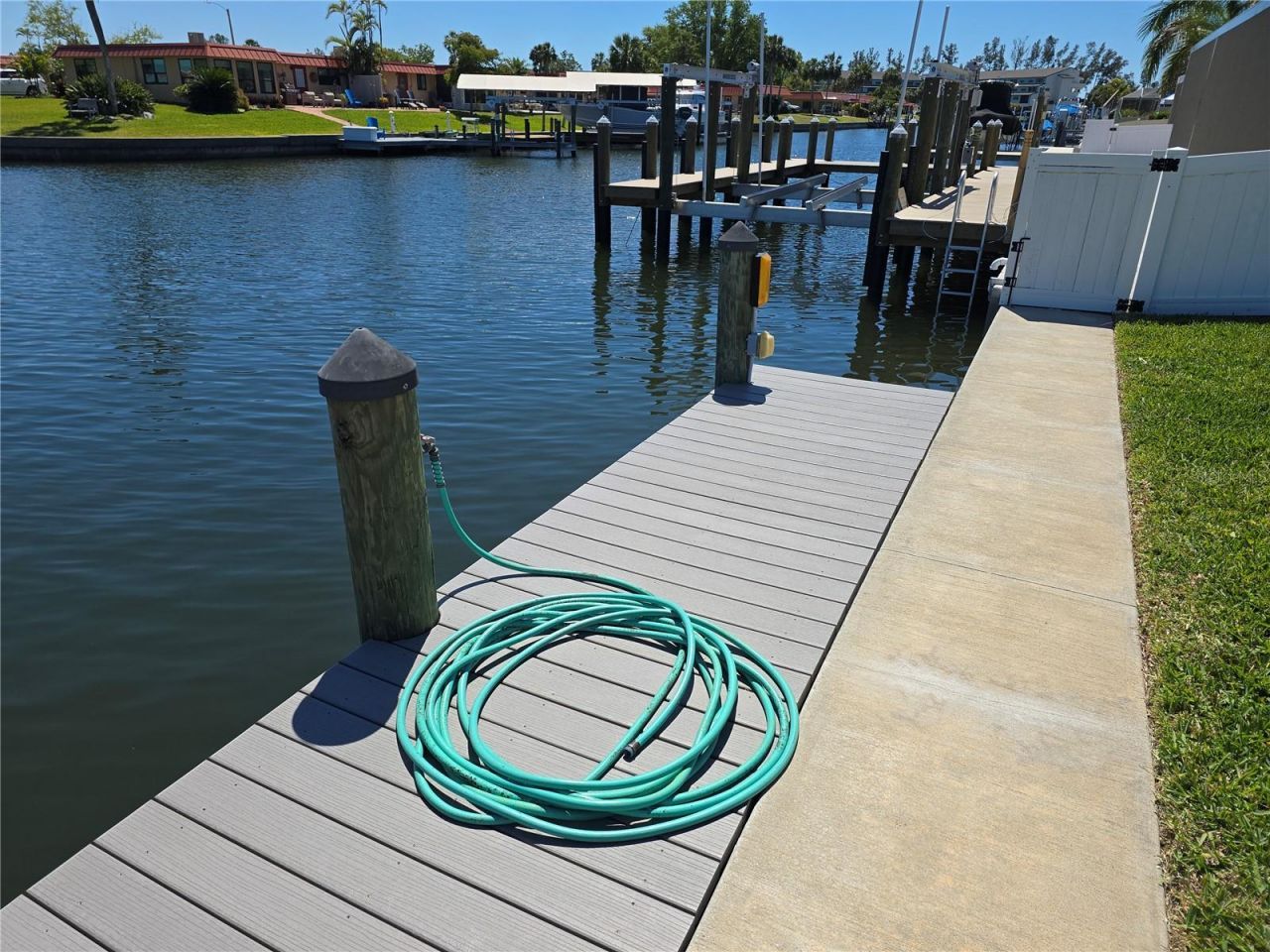 4007 Royal Palm Drive, Bradenton, FL 34210 Photo