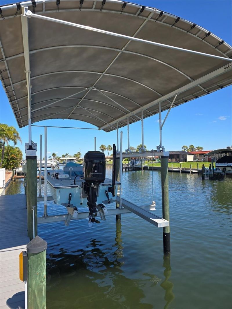 4007 Royal Palm Drive, Bradenton, FL 34210 Photo