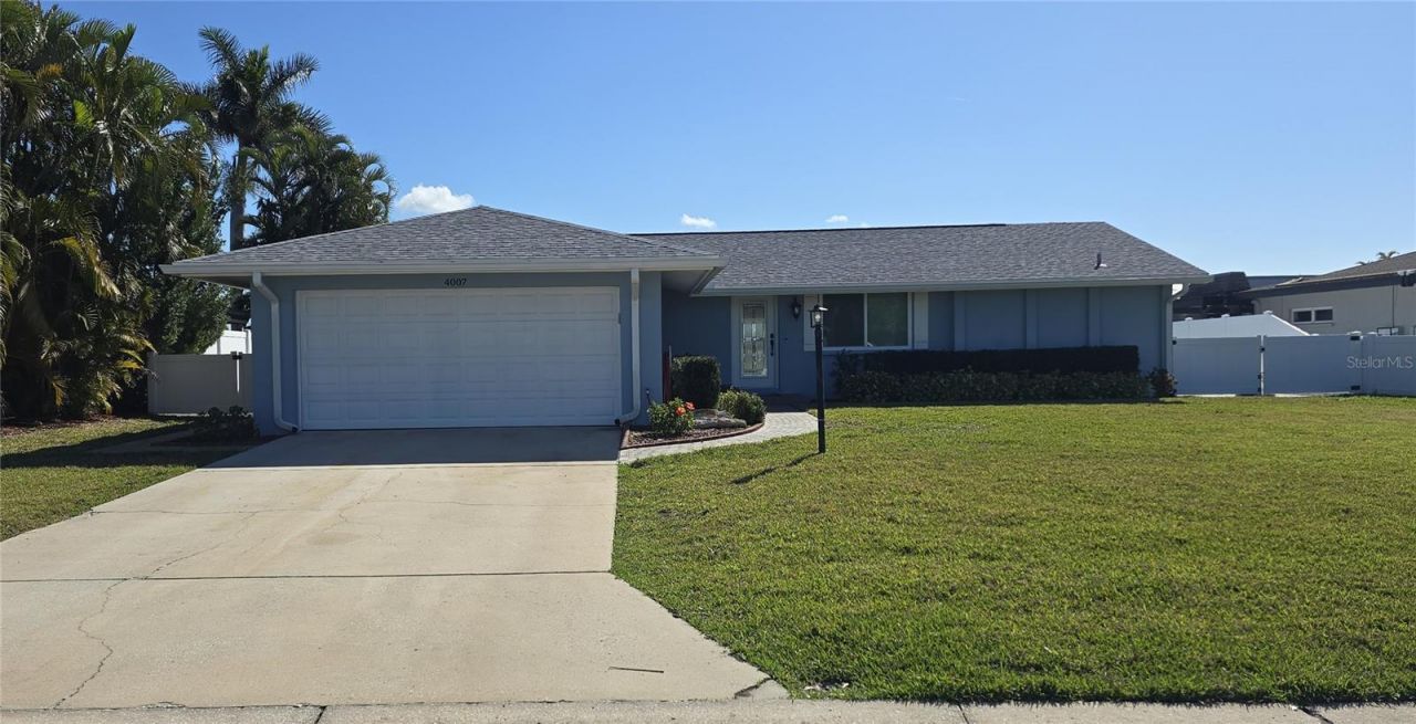 4007 Royal Palm Drive, Bradenton, FL 34210 Photo