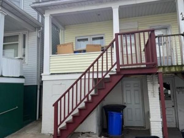 44 E WATER STREET , LANSFORD, PA 18232