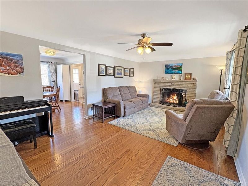 2872 Roseann Lane, Green Township, OH 45239 Photo 3