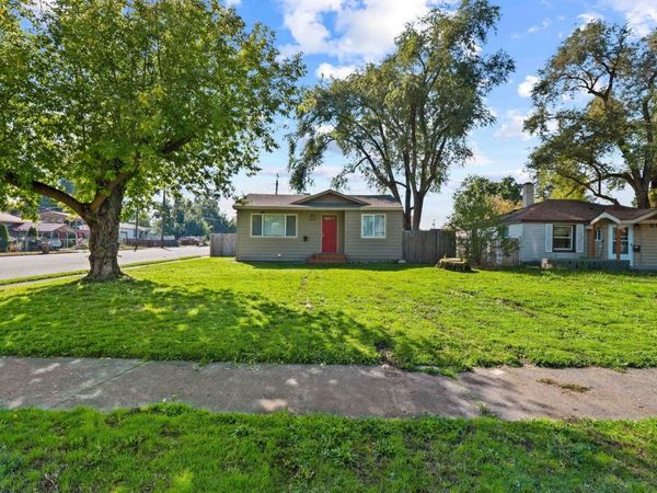 1528 E Cataldo Ave, Spokane, WA 99202