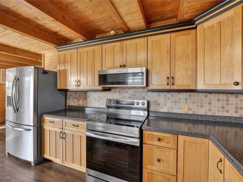 9684 Shepler Church Avenue, Bolivar, OH 44612 Photo 14