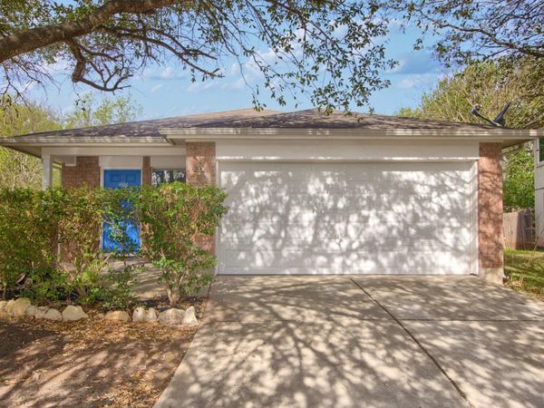 8804 Dittmar Oaks DR, Austin, TX 78748