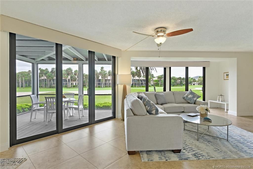303 NE Golfview Circle, Stuart, FL 34996 Photo