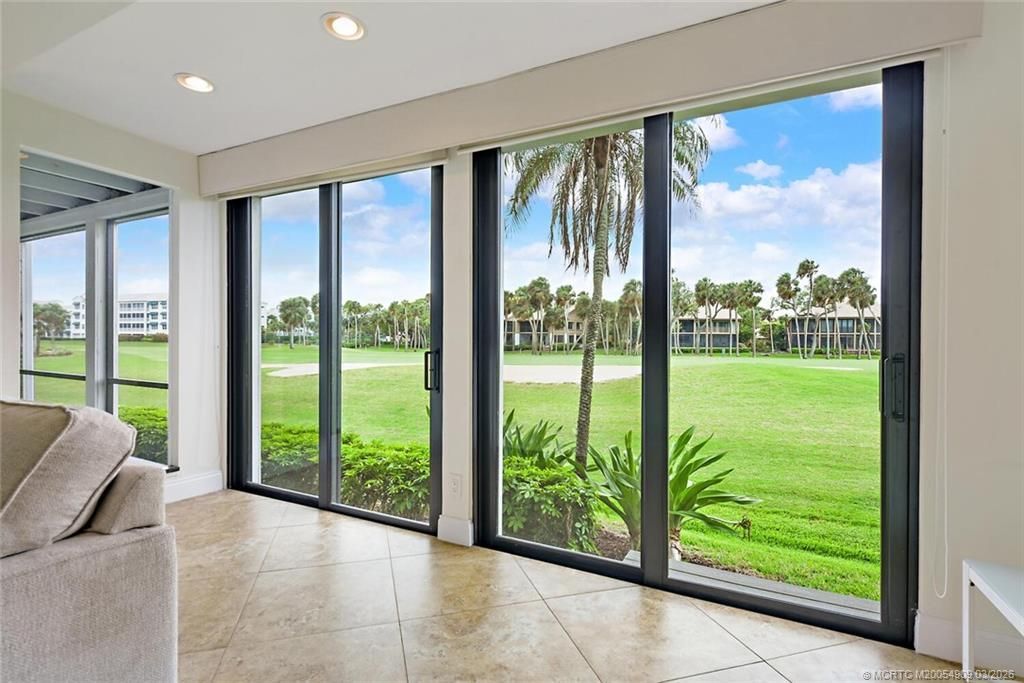 303 NE Golfview Circle, Stuart, FL 34996 Photo