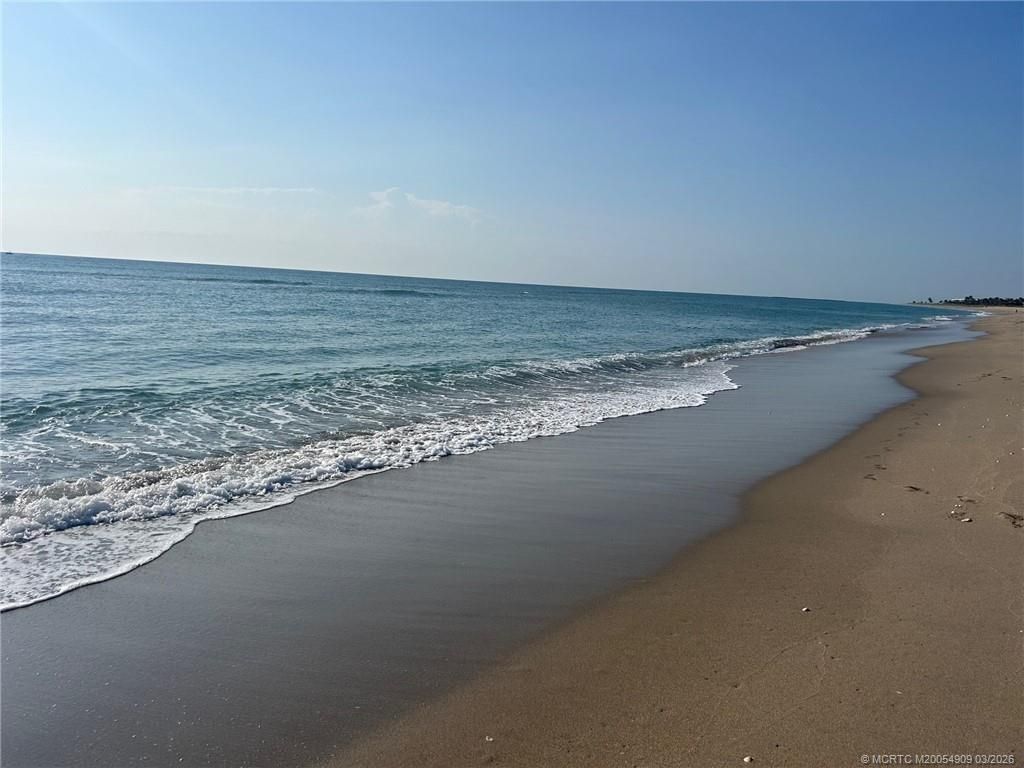 303 NE Golfview Circle, Stuart, FL 34996 Photo