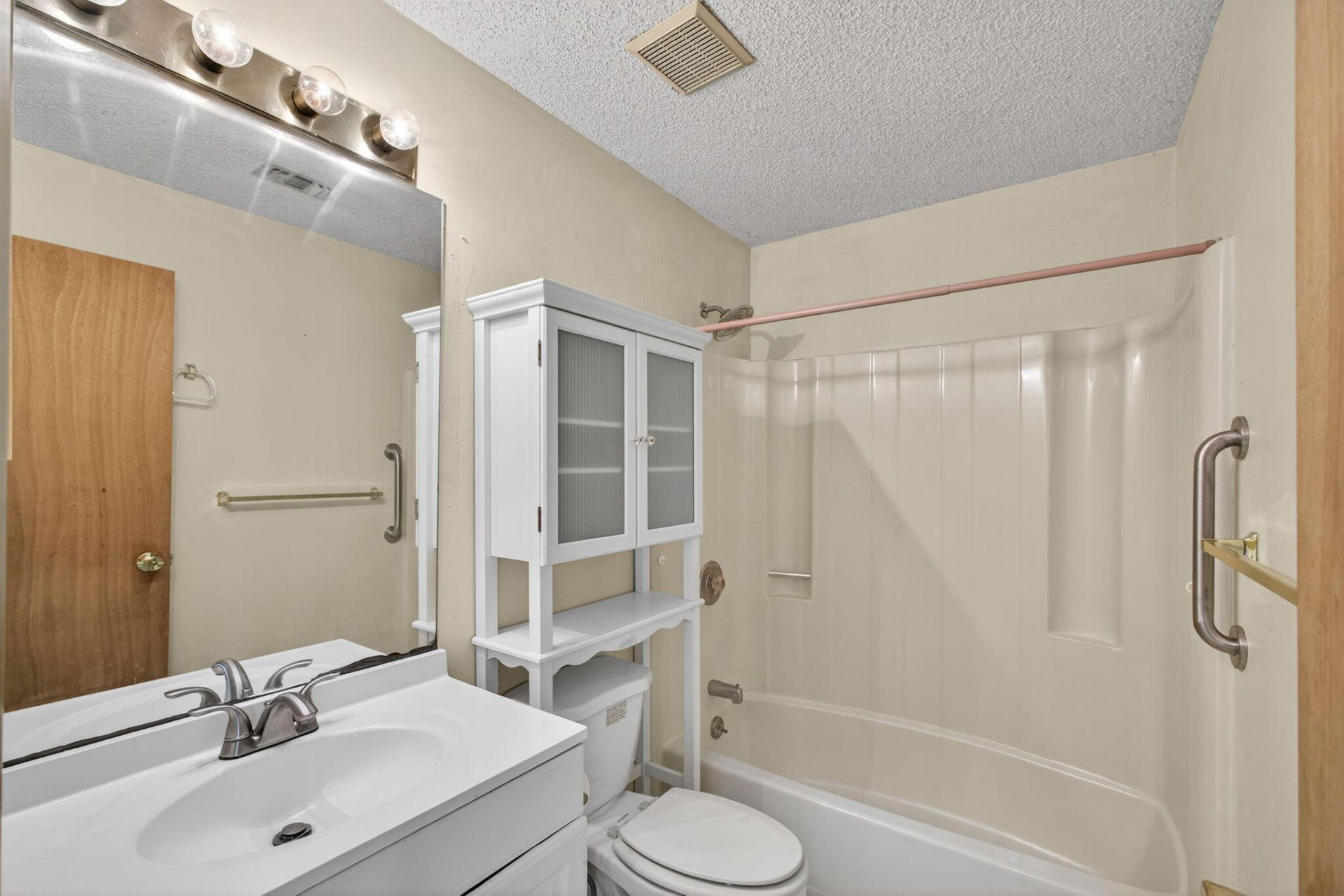 1332 W 33rd Street, Riviera Beach, FL 33404 Photo