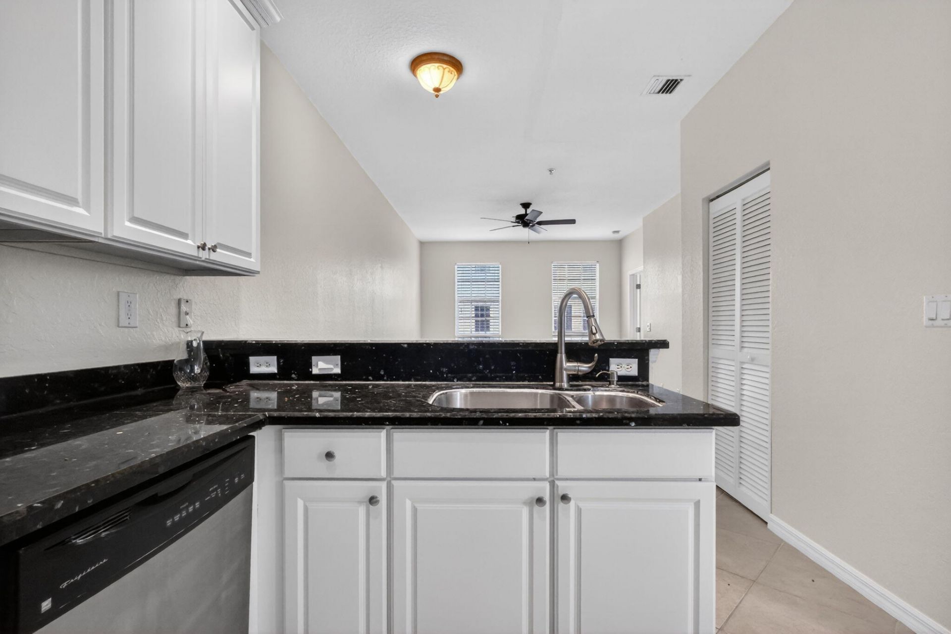 115 Pond Apple Lane, Unit 105, Jupiter, FL 33458 Photo