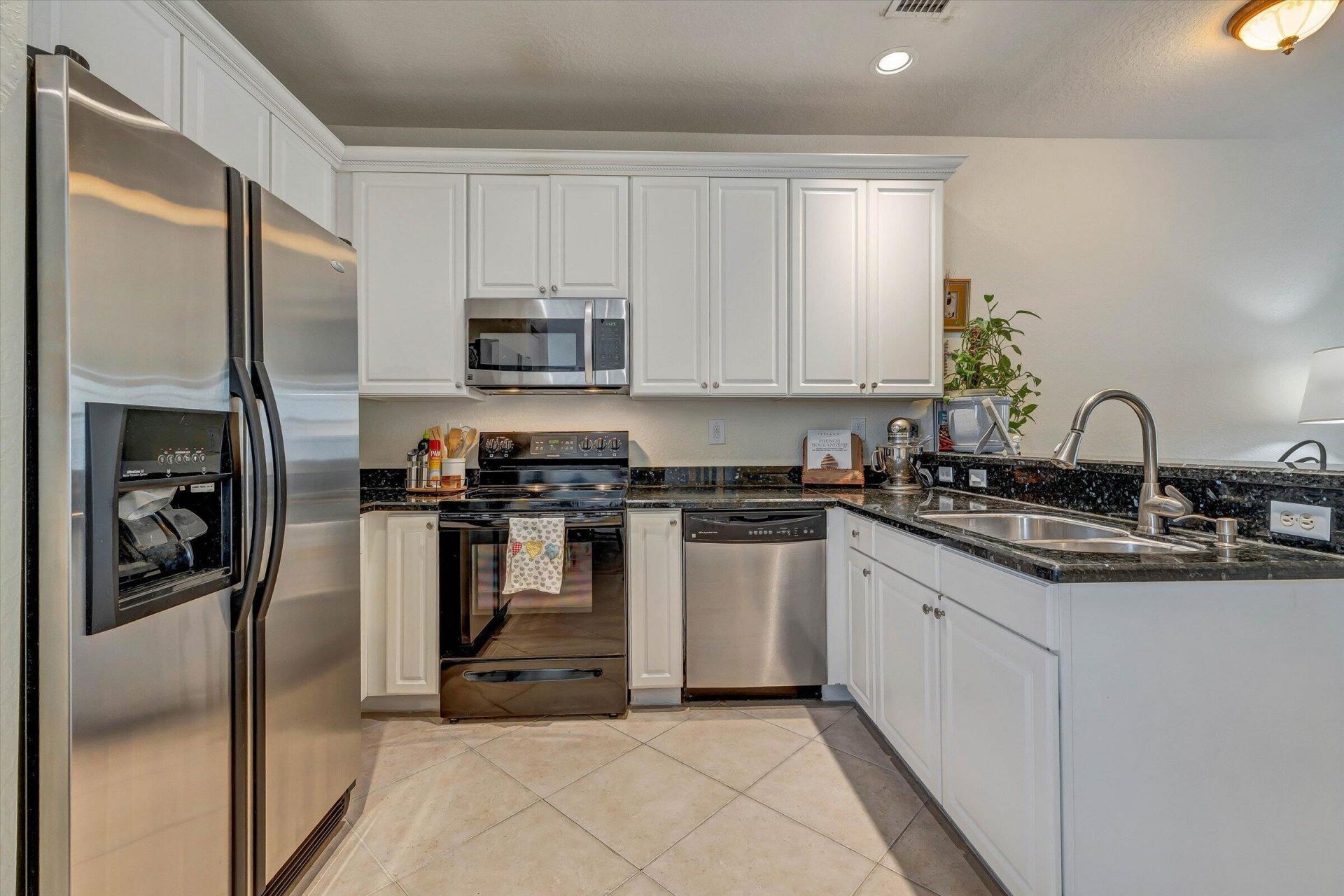 115 Pond Apple Lane, Unit 105, Jupiter, FL 33458 Photo