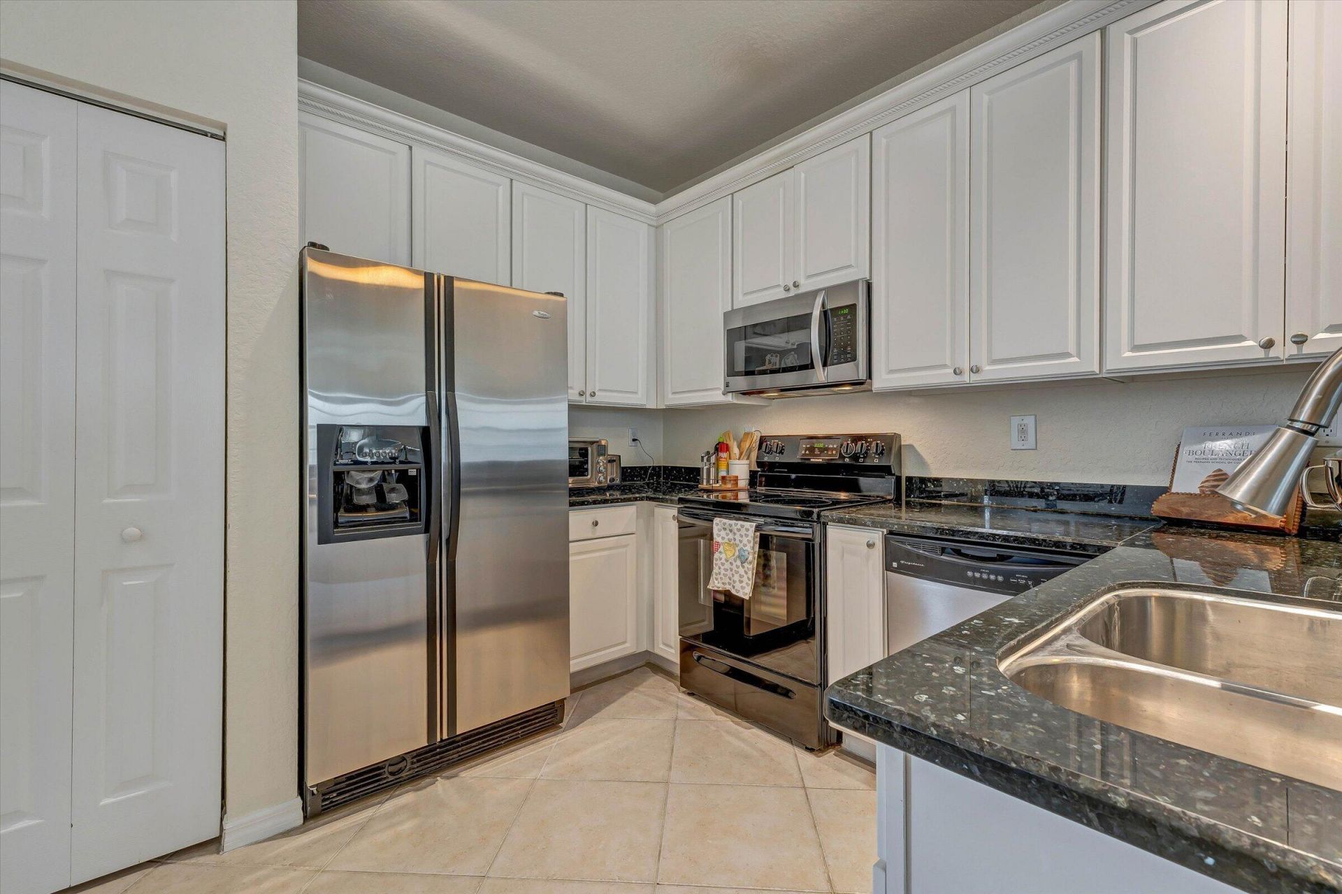 115 Pond Apple Lane, Unit 105, Jupiter, FL 33458 Photo