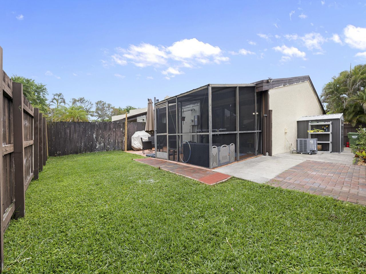 2331 Peach Court, Pembroke Pines, FL 33026 Photo