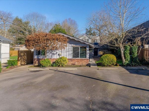 130 24th St NE, Salem, OR 97301