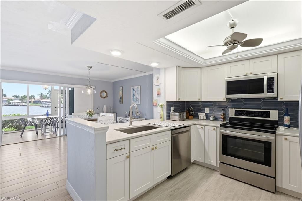 1927 SE 40th Ter , Unit 107, Cape Coral, FL 33904 Photo