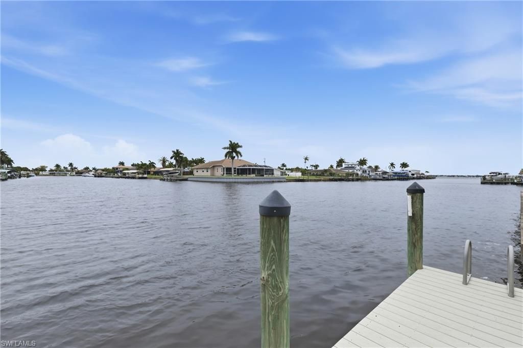 1927 SE 40th Ter, Unit 107, Cape Coral, FL 33904 Photo