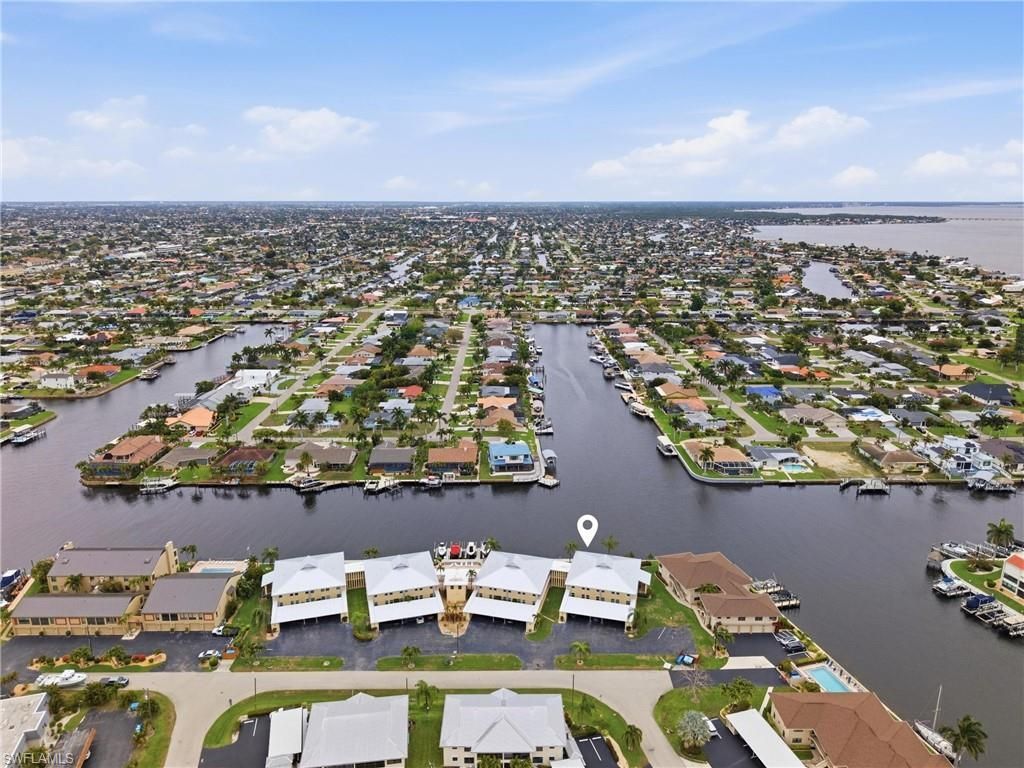 1927 SE 40th Ter , Unit 107, Cape Coral, FL 33904 Photo