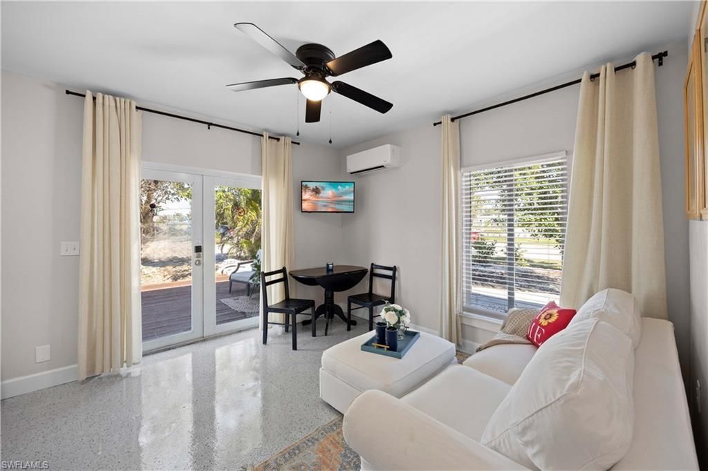 887 Casa Ybel Rd, Sanibel, FL 33957 Photo
