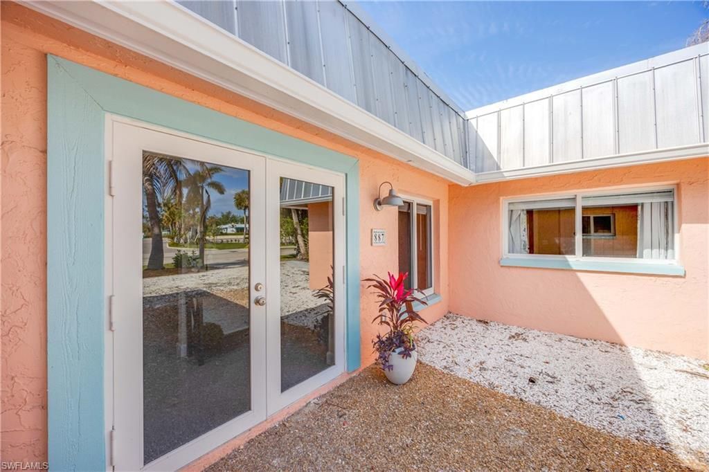 887 Casa Ybel Rd, Sanibel, FL 33957 Photo