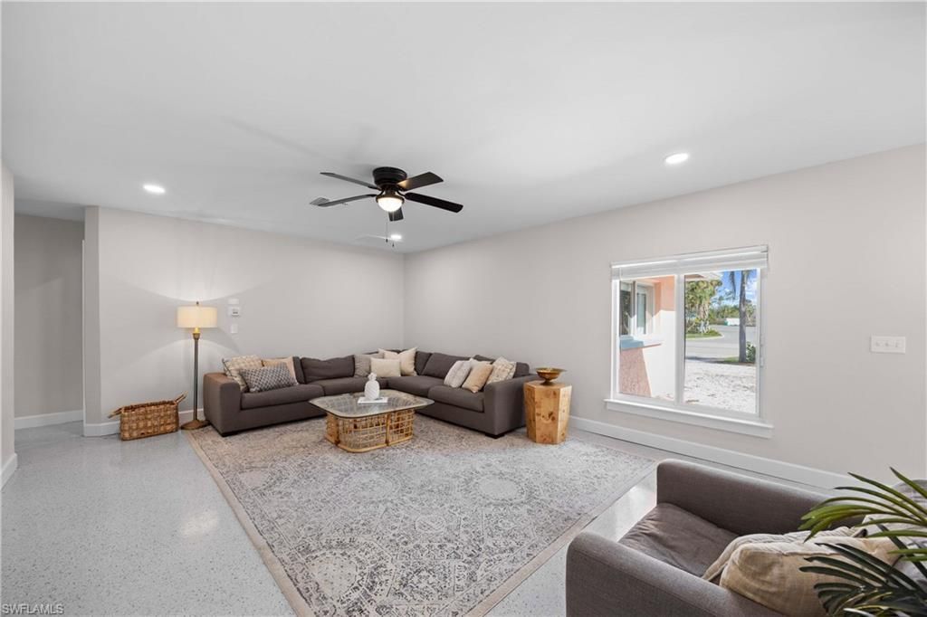 887 Casa Ybel Rd, Sanibel, FL 33957 Photo