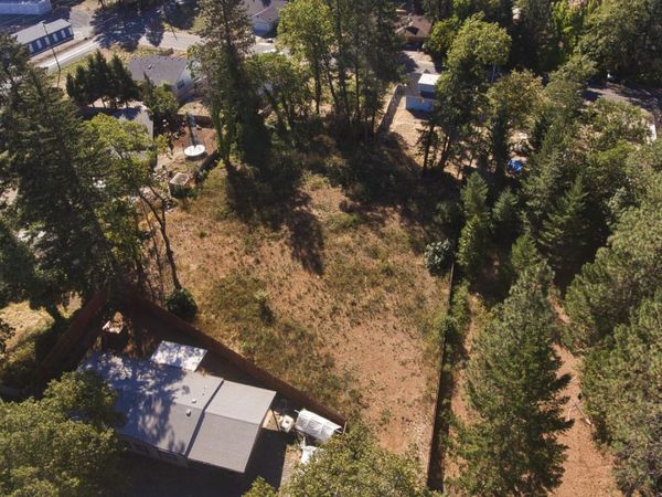 363 Caves Highway, Cave Junction, OR 97523