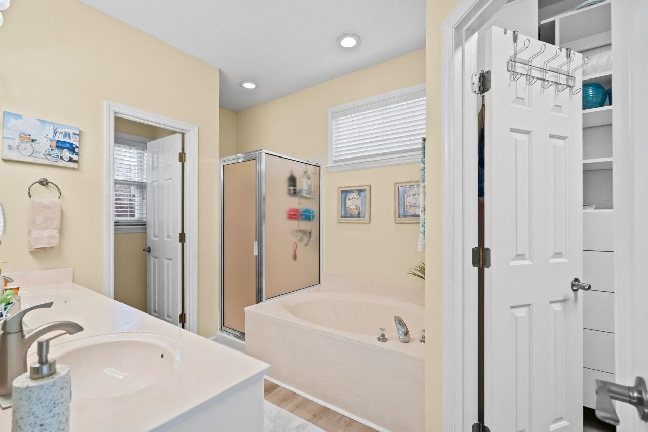 1004 Sand Dollar Ct. Photo 25