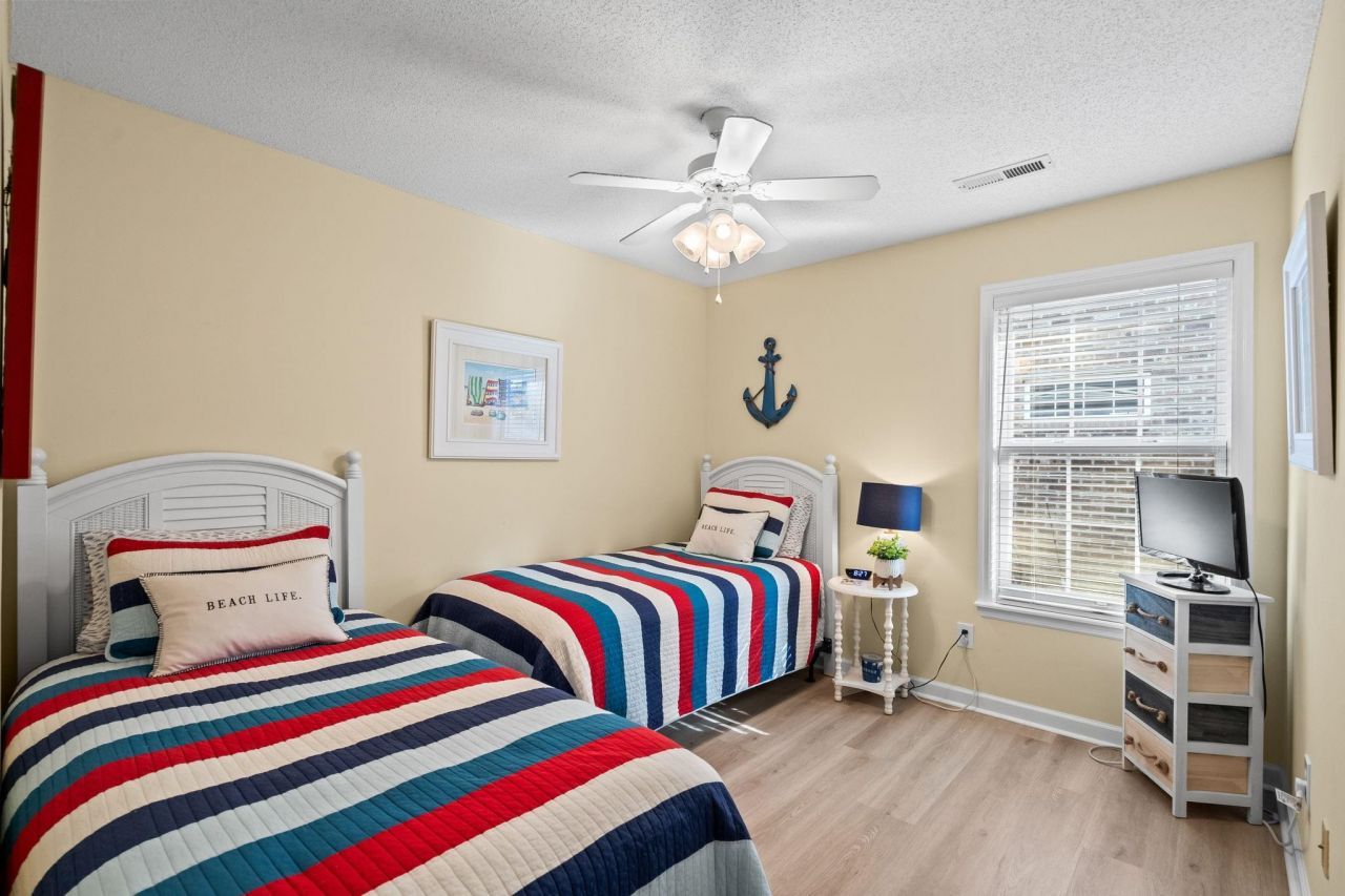 1004 Sand Dollar Ct. Photo 31