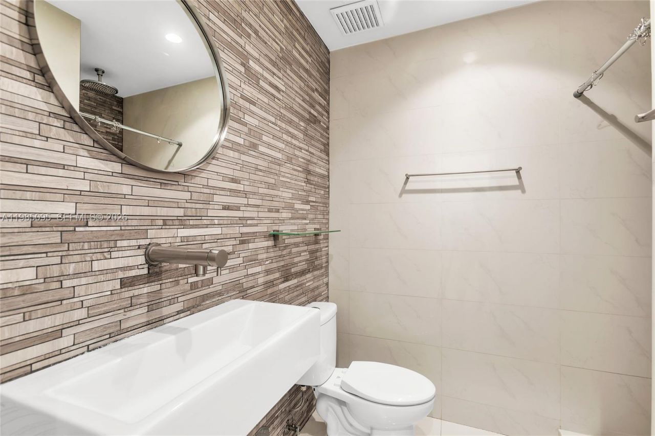 776 NE 74th St, Miami, FL 33138 Photo