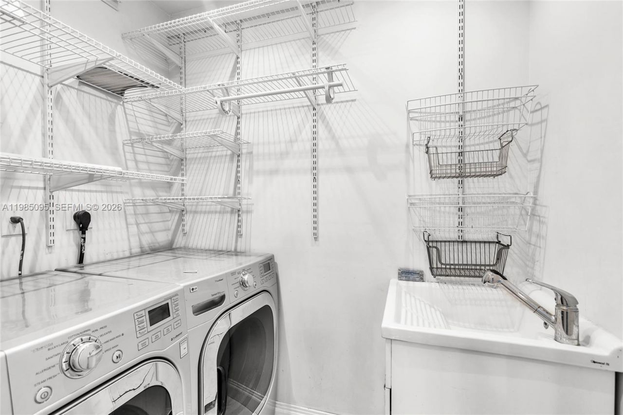 776 NE 74th St, Miami, FL 33138 Photo