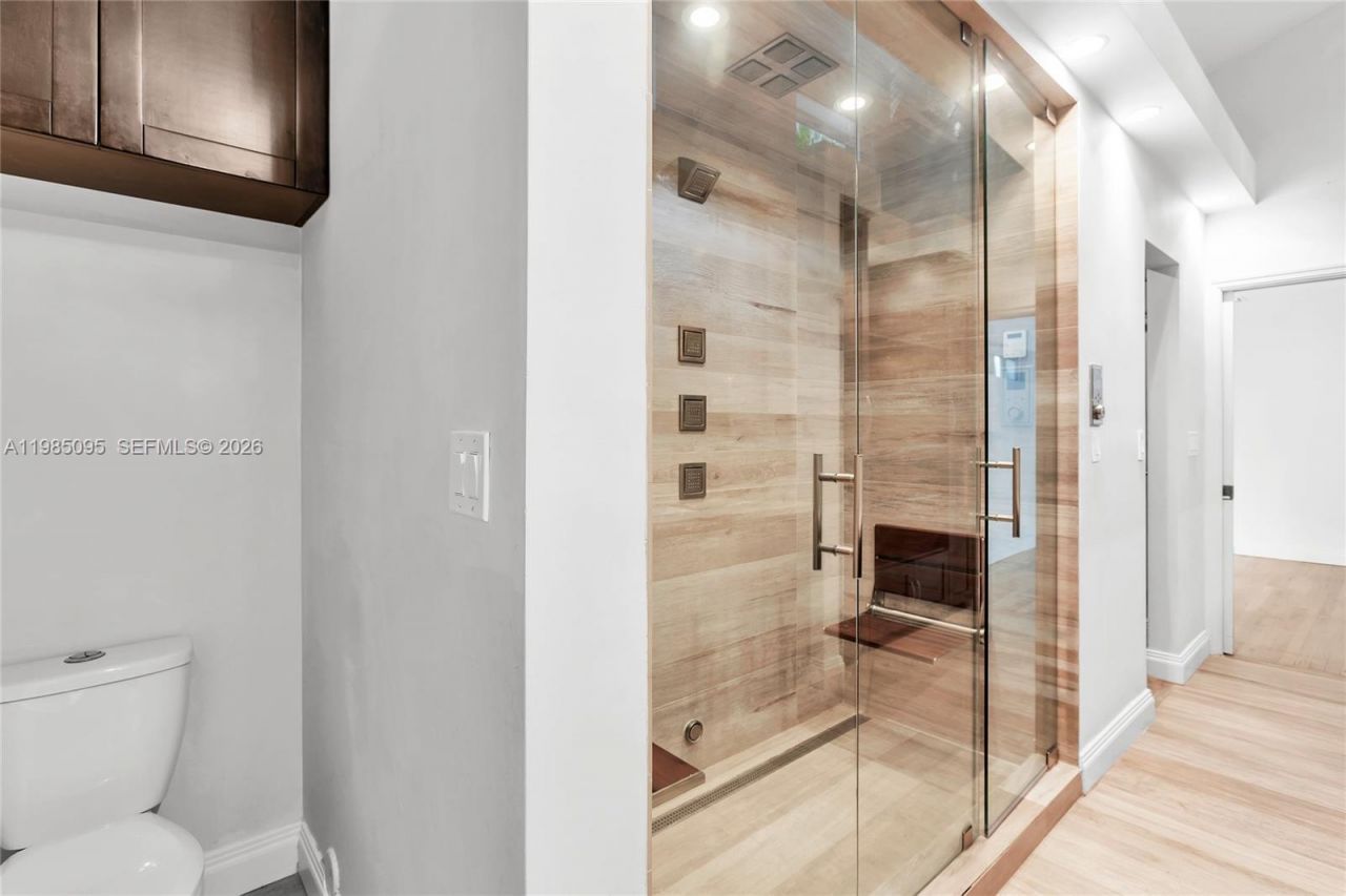 776 NE 74th St, Miami, FL 33138 Photo