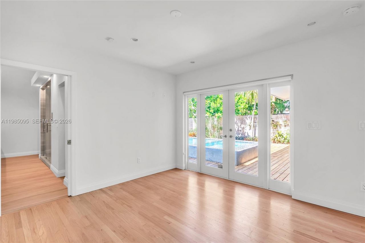 776 NE 74th St, Miami, FL 33138 Photo