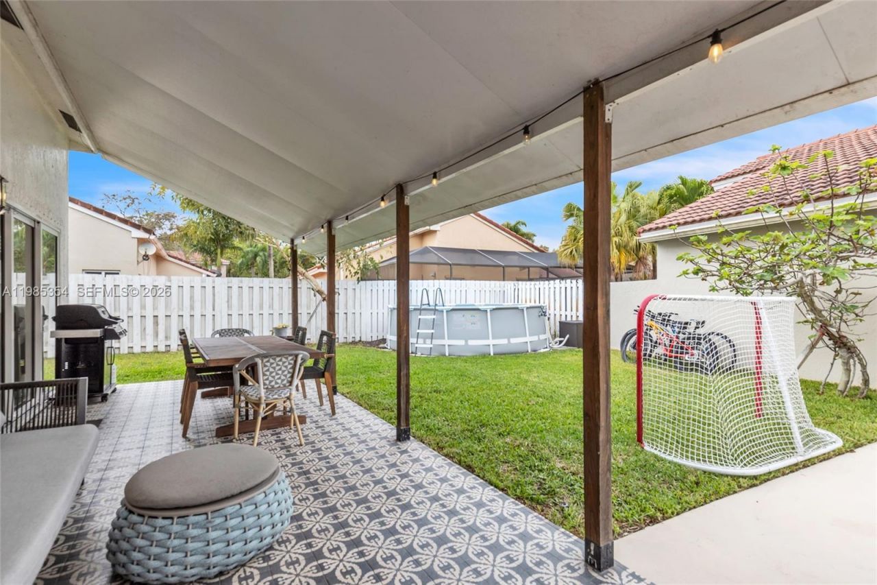 12742 NW 11th Pl , Sunrise, FL 33323 Photo