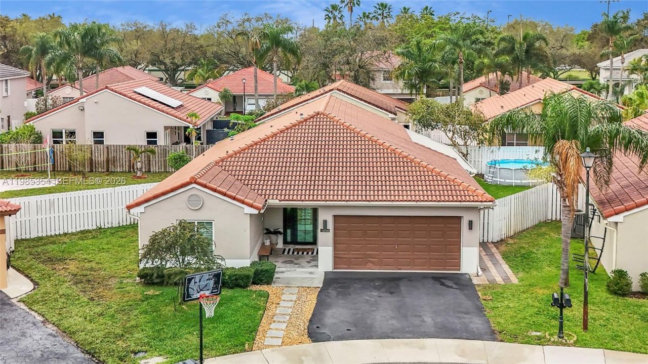 12742 NW 11th Pl , Sunrise, FL 33323 Photo