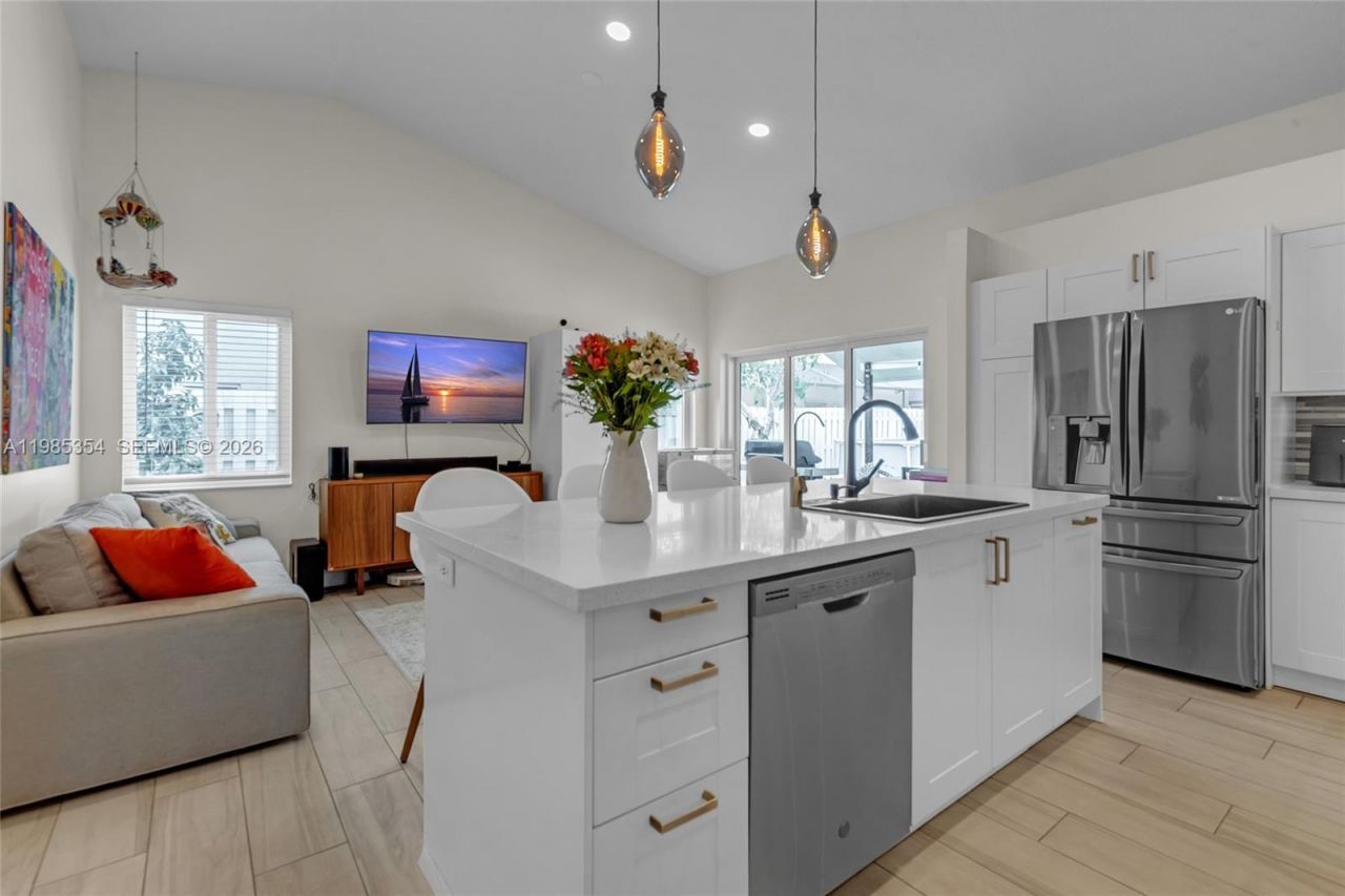 12742 NW 11th Pl , Sunrise, FL 33323 Photo