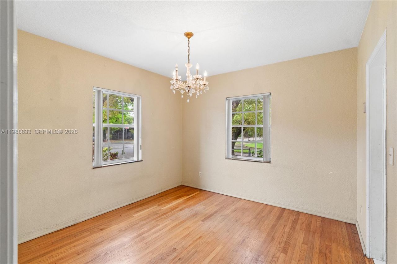 1941 SW 18th St , Miami, FL 33145 Photo