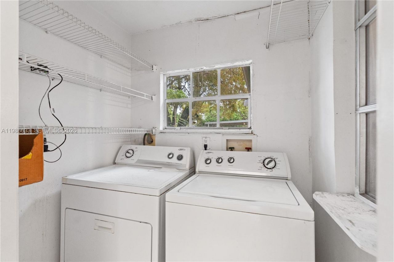 1941 SW 18th St , Miami, FL 33145 Photo