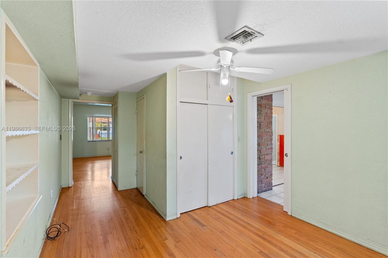 1941 SW 18th St , Miami, FL 33145 Photo