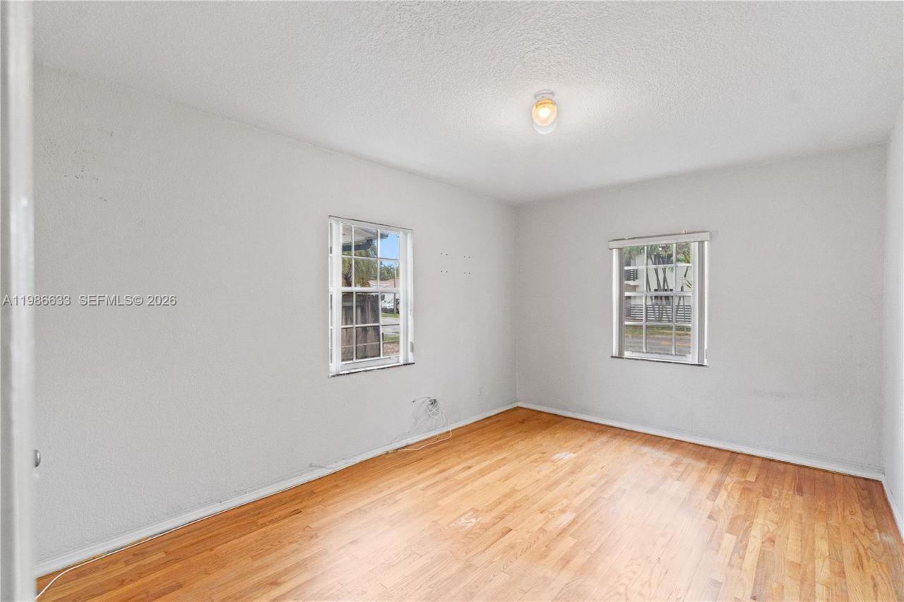 1941 SW 18th St , Miami, FL 33145 Photo