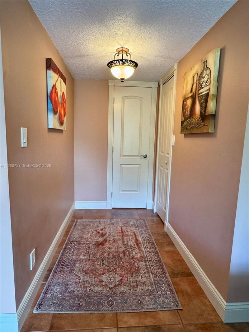 3909 N Ocean Blvd , Unit 208, Fort Lauderdale, FL 33308 Photo