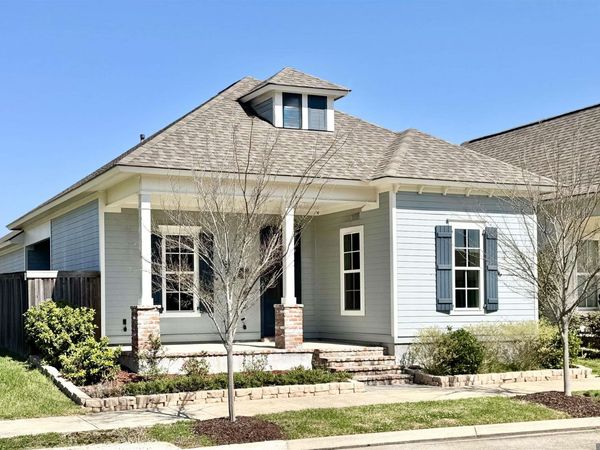 1213 Haymarket St, Zachary, LA 70791