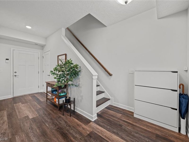 12023 Ashbury Avenue, Cleveland, OH 44128 Photo 10