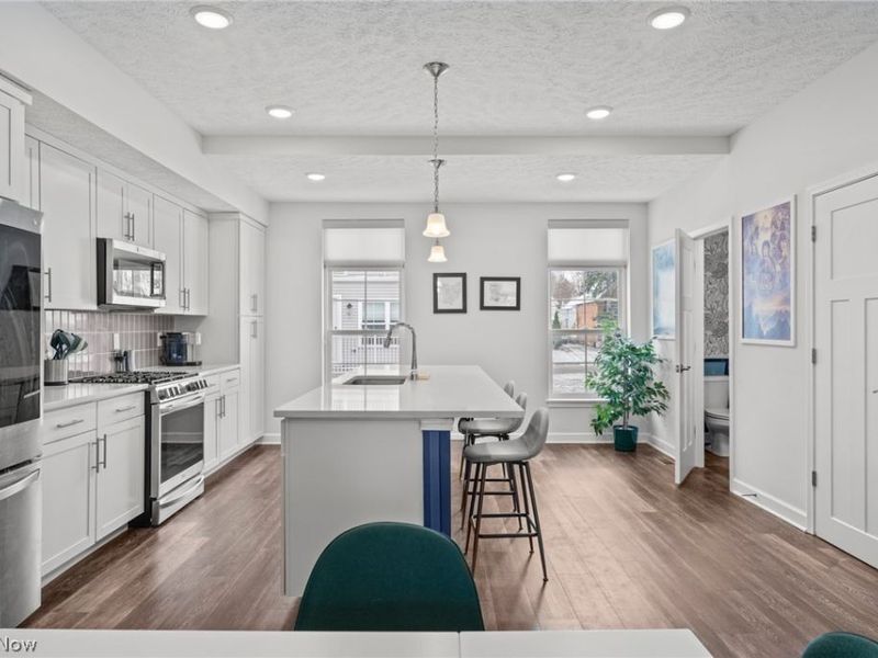 12023 Ashbury Avenue, Cleveland, OH 44128 Photo 13