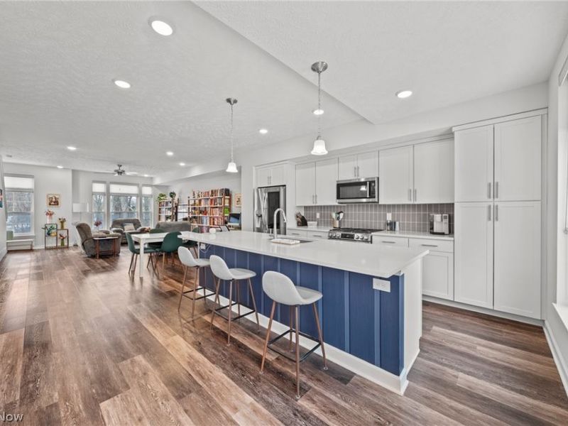 12023 Ashbury Avenue, Cleveland, OH 44128 Photo 16