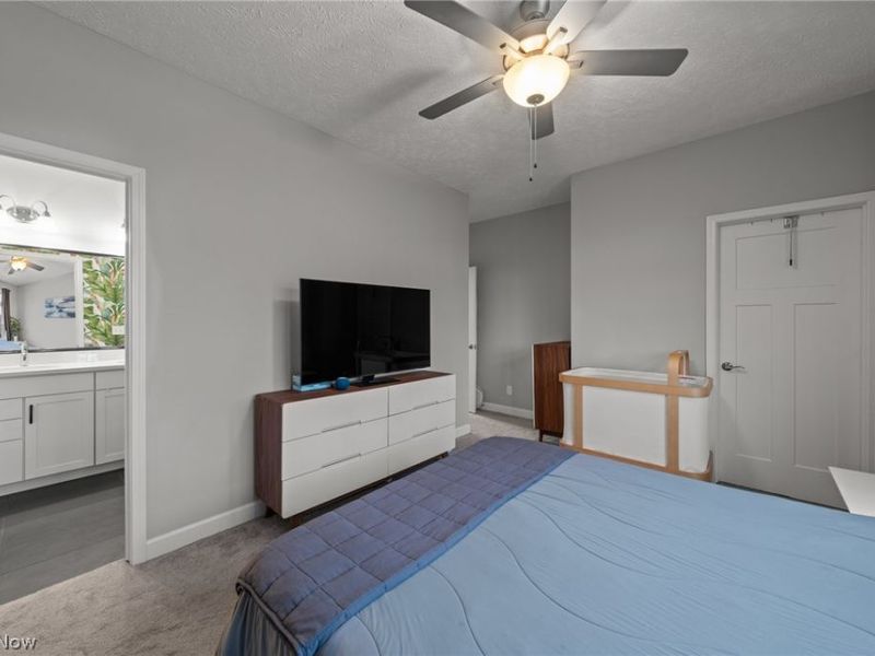 12023 Ashbury Avenue, Cleveland, OH 44128 Photo 31