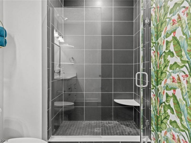 12023 Ashbury Avenue, Cleveland, OH 44128 Photo 34