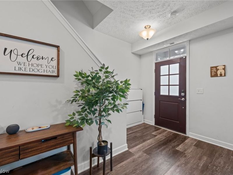 12023 Ashbury Avenue, Cleveland, OH 44128 Photo 5