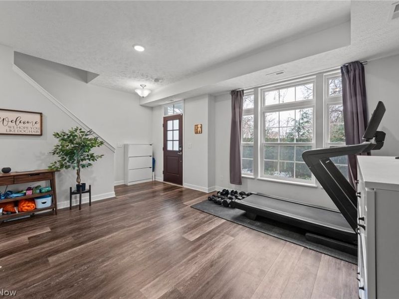 12023 Ashbury Avenue, Cleveland, OH 44128 Photo 7