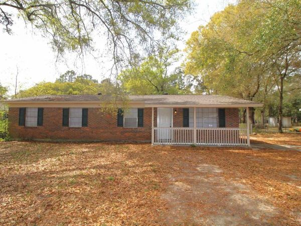 7177 Schwab Dr, Pensacola, FL 32504