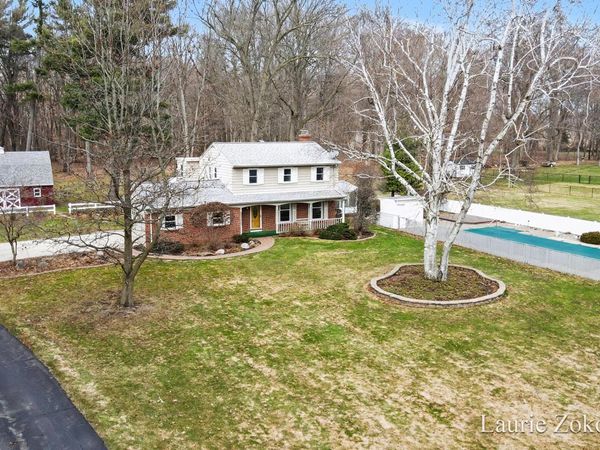 1181 Lake Michigan Drive NW, Grand Rapids, MI 49534