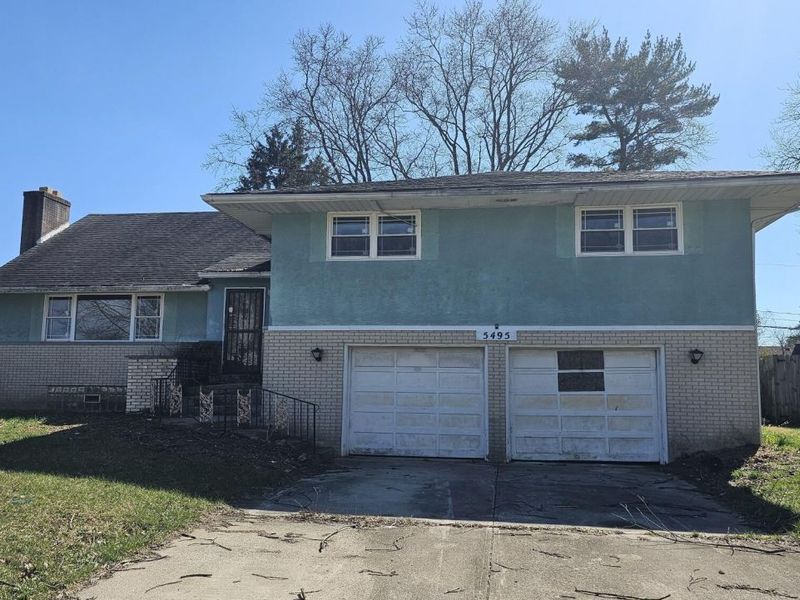 5495 Bradbury Lane, Columbus, OH 43232 Photo 1